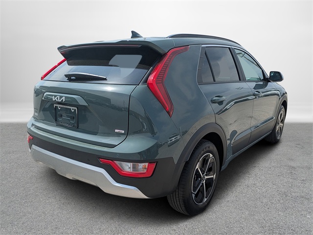 2025 Kia Niro EX photo 3