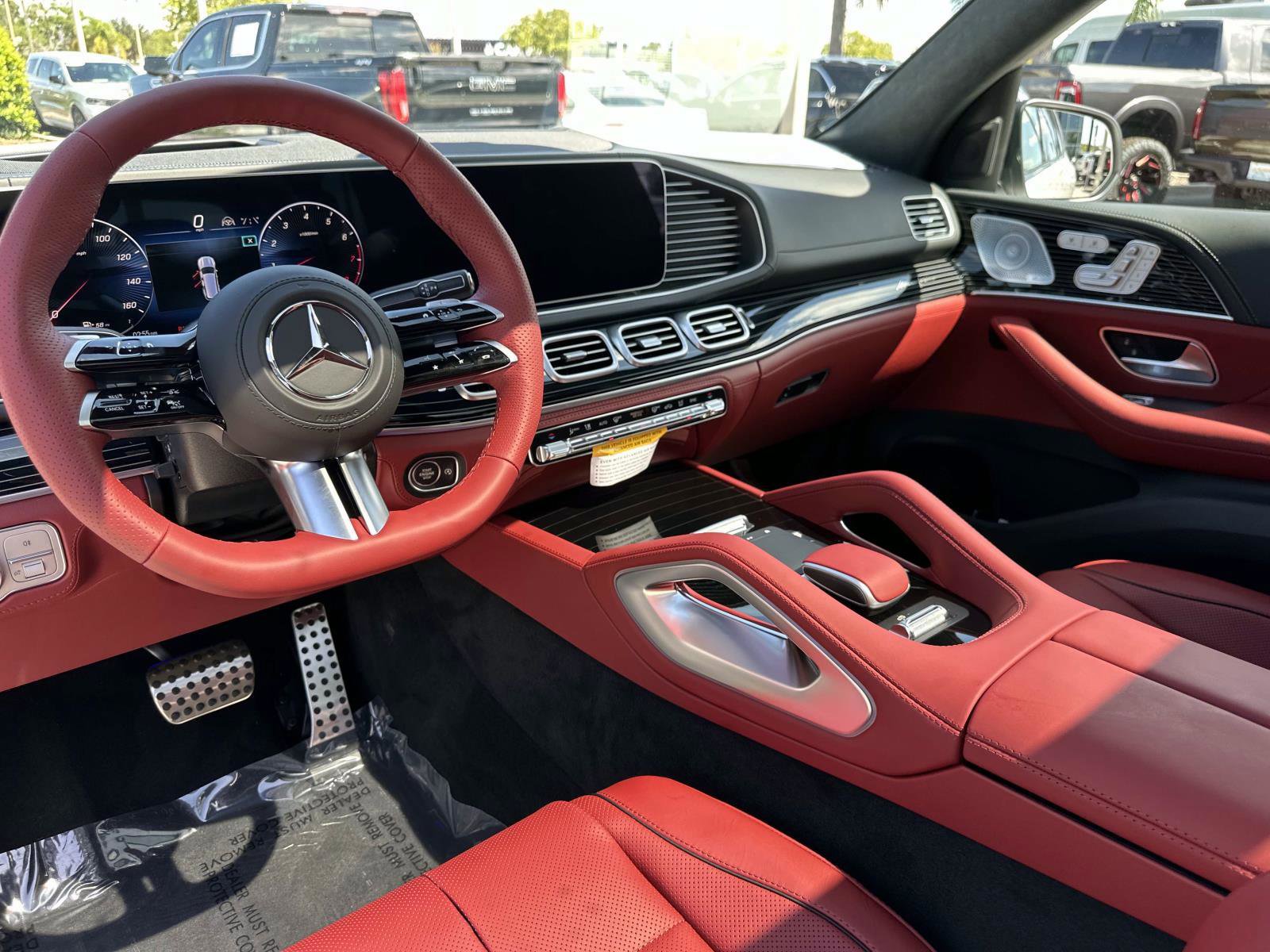 2026 Mercedes Benz GLS 580 4MATIC photo 16