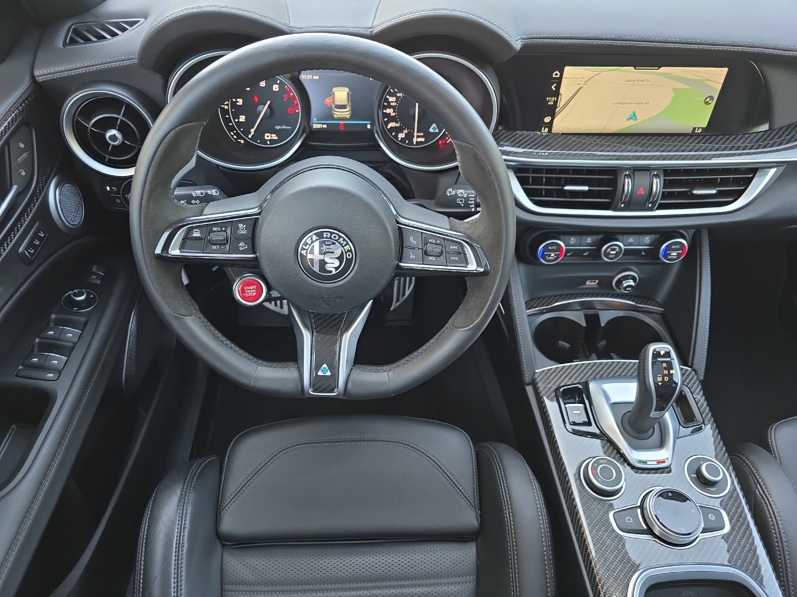 2023 Alfa Romeo Stelvio Quadrifoglio photo 13