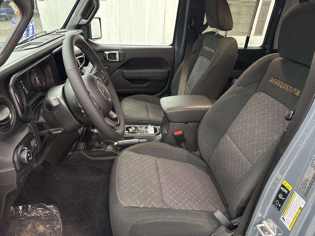 2025 Jeep Gladiator Mojave photo 4