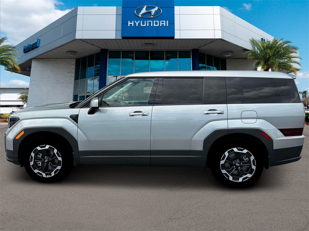 2026 Hyundai Santa Fe SE photo 2