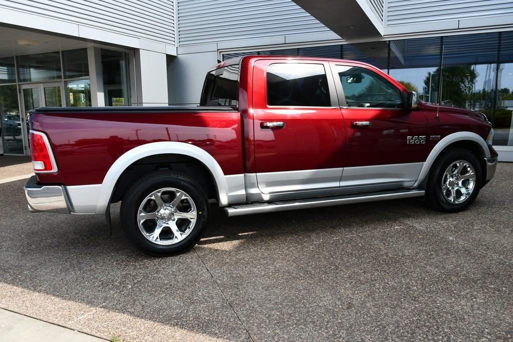2016 Ram 1500 Laramie photo 8