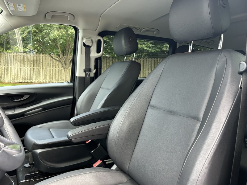 2023 Mercedes Benz Metris Passenger Van photo 17