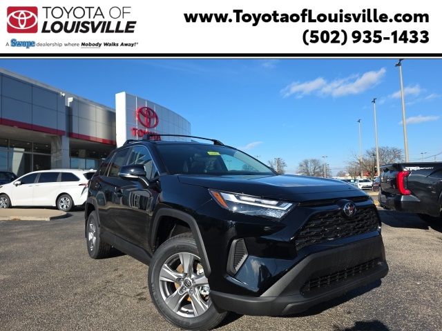 2025 Toyota RAV4 XLE's photo