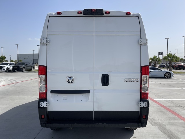 2025 Ram ProMaster 2500 photo 5