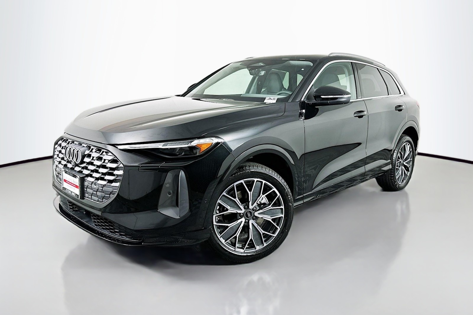 2025 Audi New Q5 Premium Plus's photo