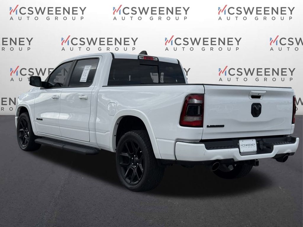 2022 Ram 1500 Laramie photo 3