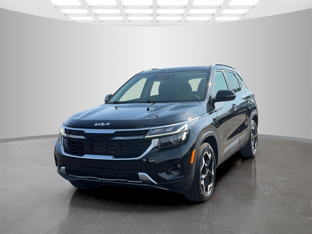 2024 Kia Seltos EX photo 2
