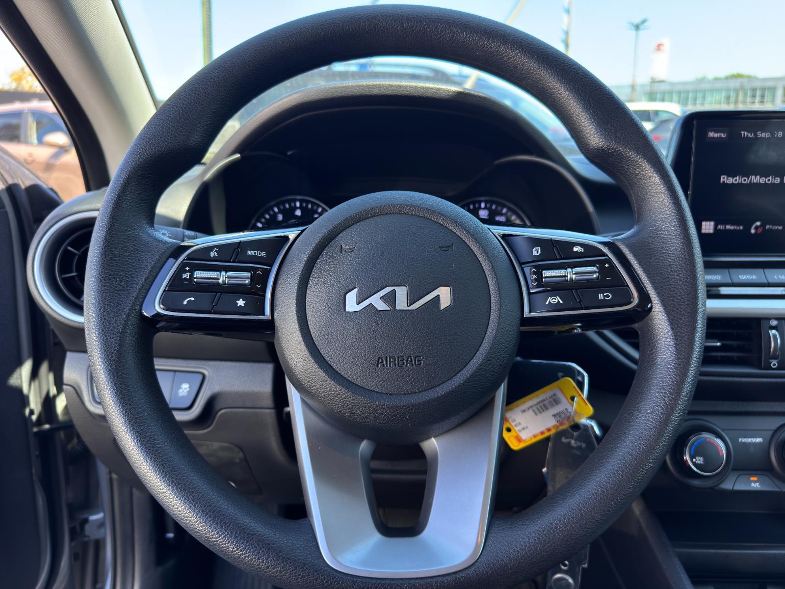 2023 Kia Forte LXS photo 15