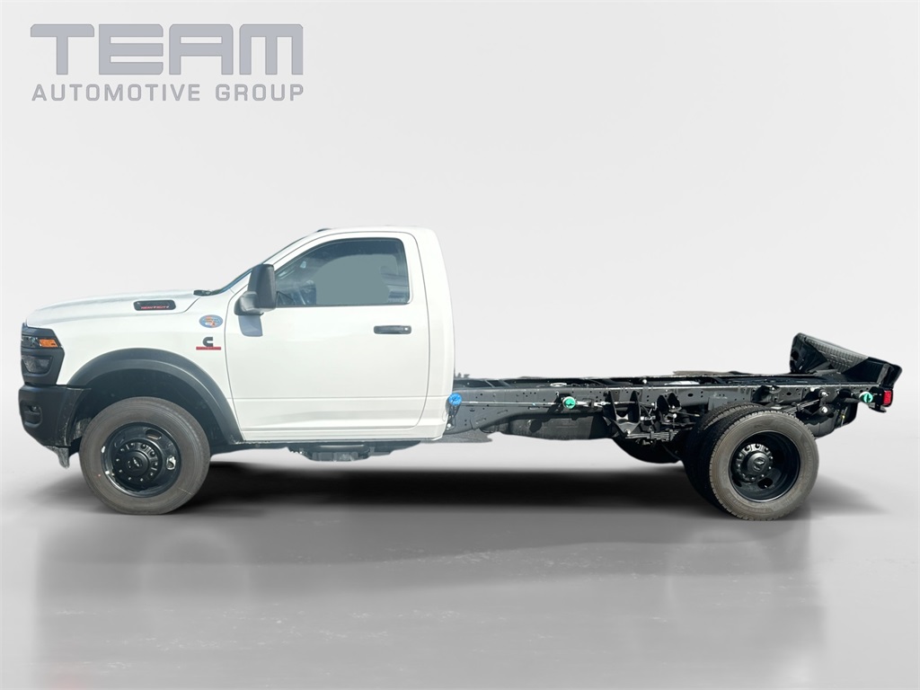 2025 Ram 5500 Tradesman photo 4