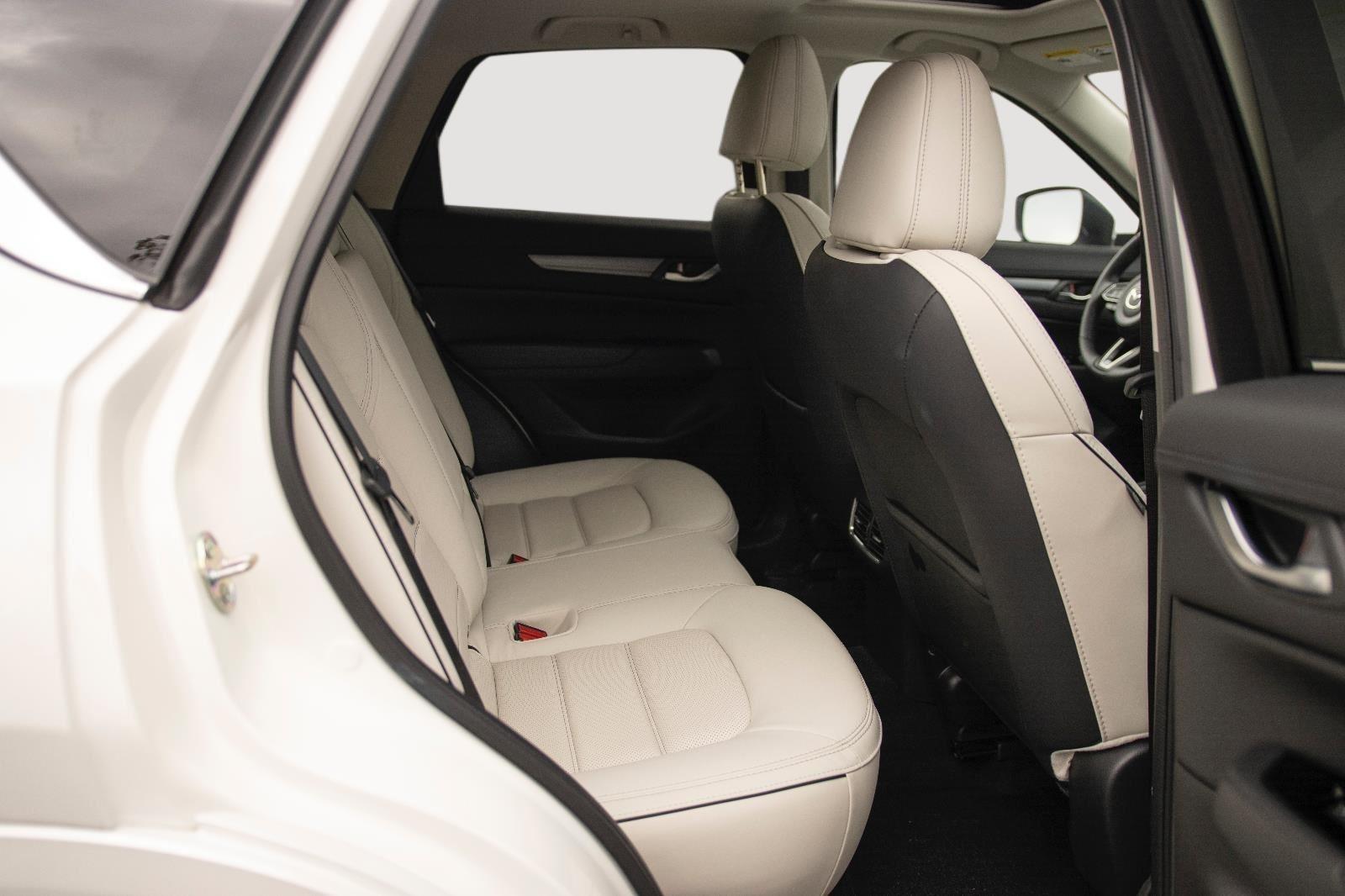 2025 Mazda CX-5 2.5 S Preferred photo 12