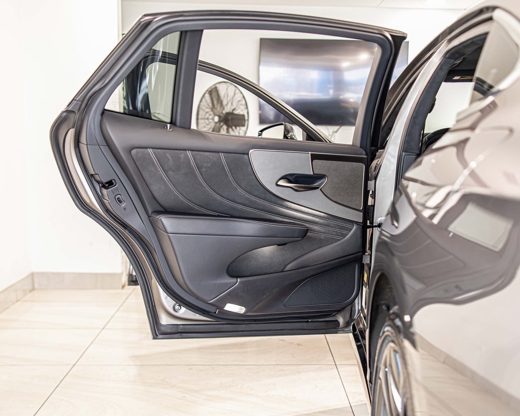 2022 LEXUS LS - Image 35