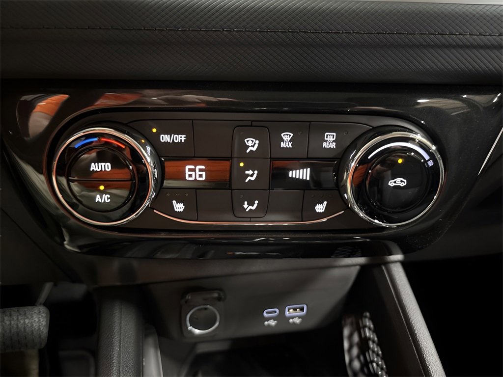 2026 Chevrolet Trailblazer LT photo 12