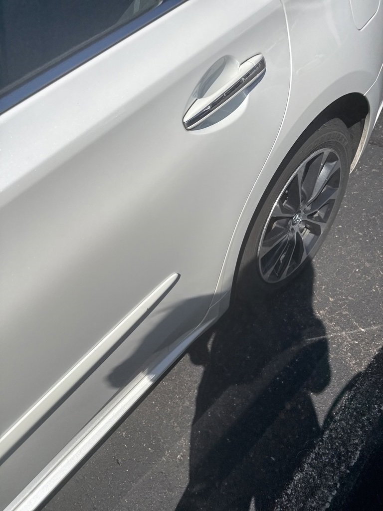 2016 Toyota Avalon XLE Premium photo 3