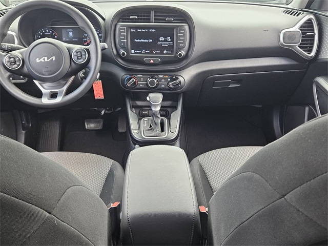 2022 Kia Soul LX photo 5