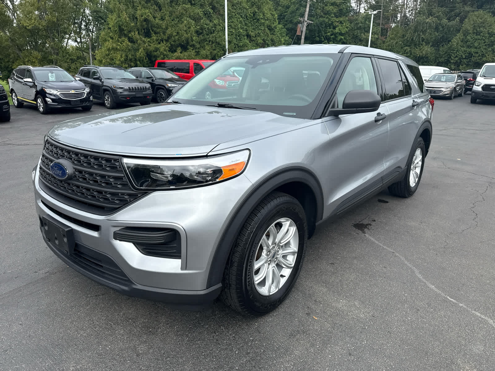 2020 Ford Explorer Base photo 7