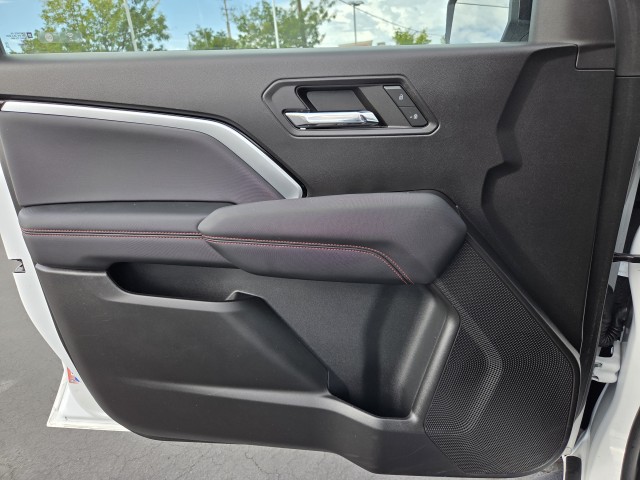 2023 Chevrolet Colorado Z71 photo 19