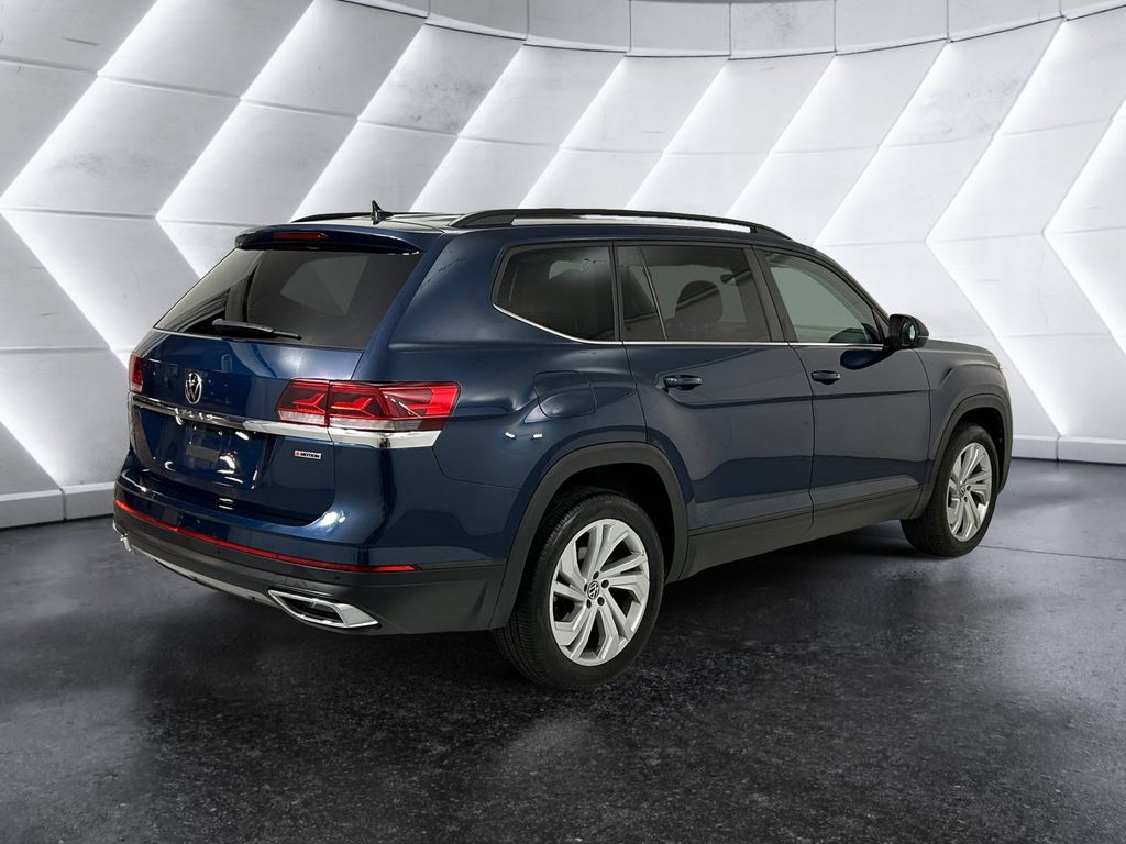 2022 Volkswagen Atlas SE Technology photo 3