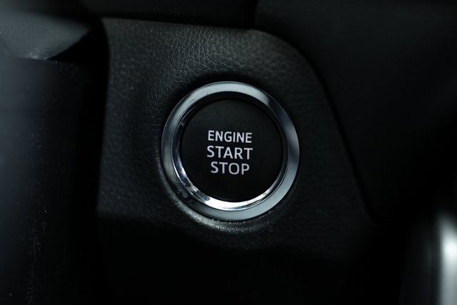 2025 Toyota RAV4 XLE Premium photo 32