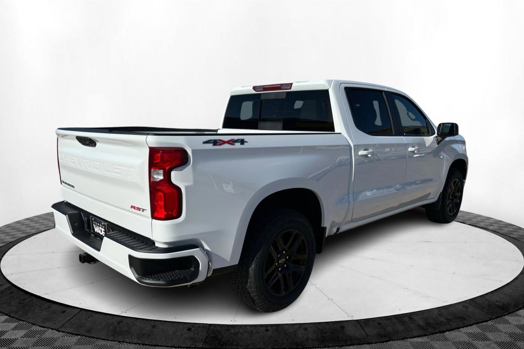 2026 Chevrolet Silverado 1500 RST photo 4