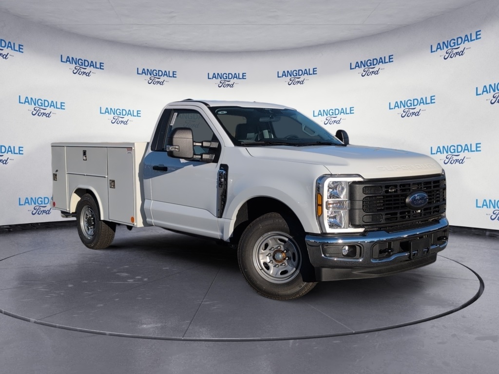 2026 Ford F-250 photo 2