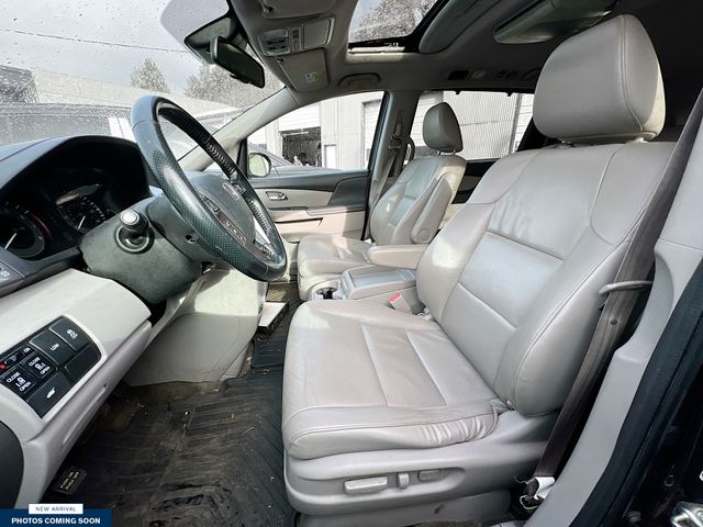 2015 Honda Odyssey EX-L photo 4