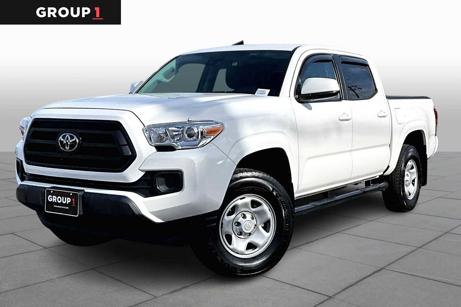 2022 Toyota Tacoma SR's photo