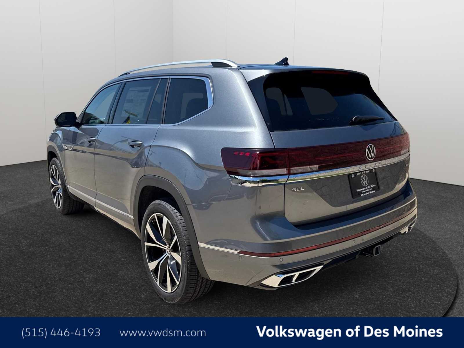 2025 Volkswagen Atlas SEL Premium R-Line photo 4