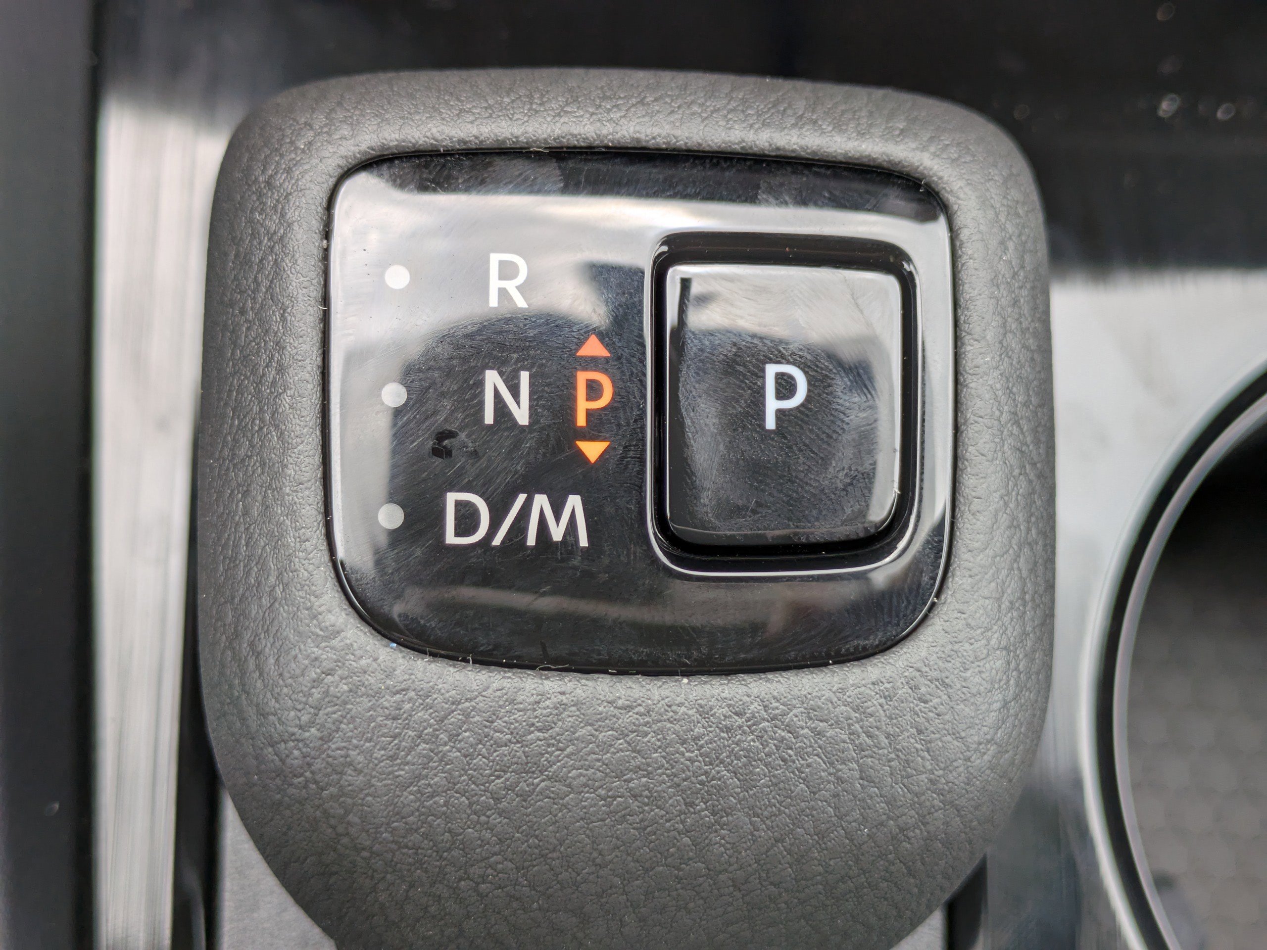 2026 Nissan Rogue SV photo 25