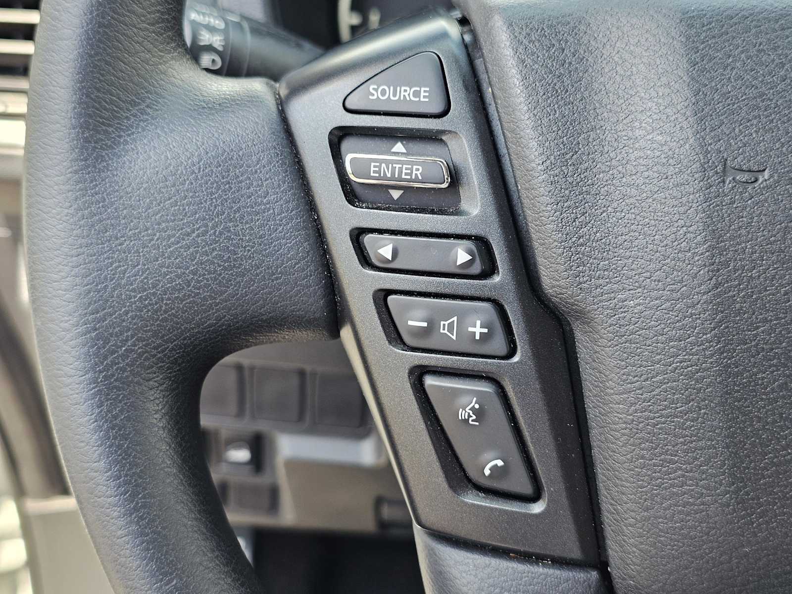2024 Nissan Frontier SV photo 20