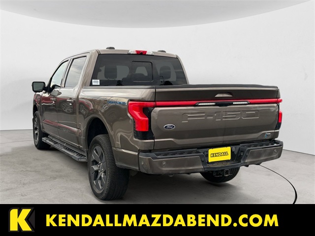 2023 Ford F-150 Lightning photo 3