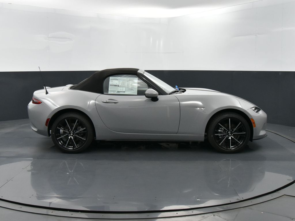 2025 Mazda MX-5 Miata Miata Grand Touring photo 35
