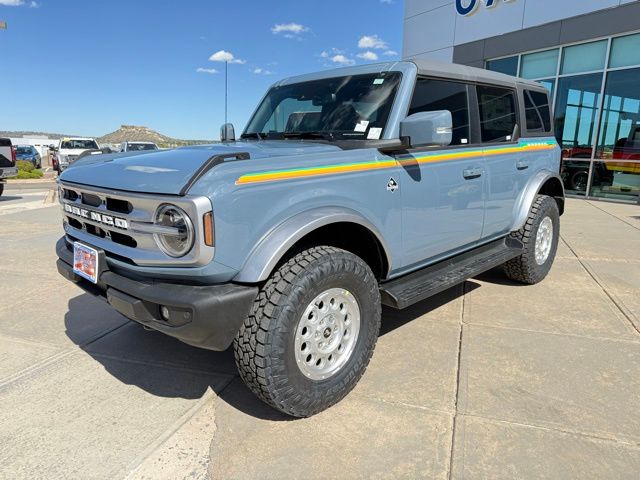 2025 Ford Bronco 4-Door Outer Banks's photo