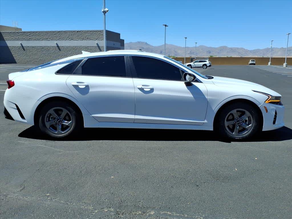 2022 Kia K5 LXS photo 8