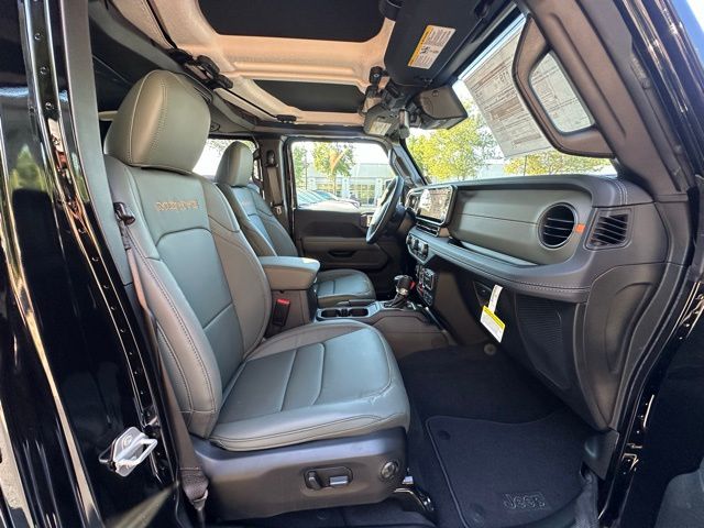 2025 Jeep Gladiator Mojave photo 30