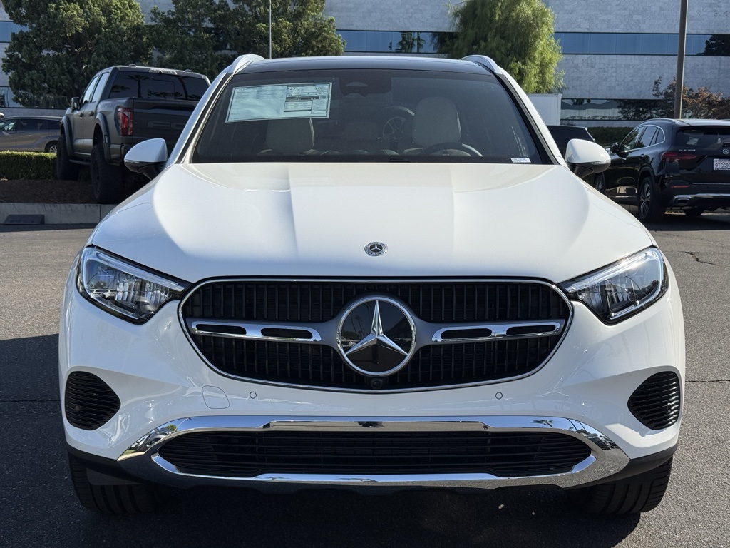 2026 Mercedes Benz GLC 300 photo 5