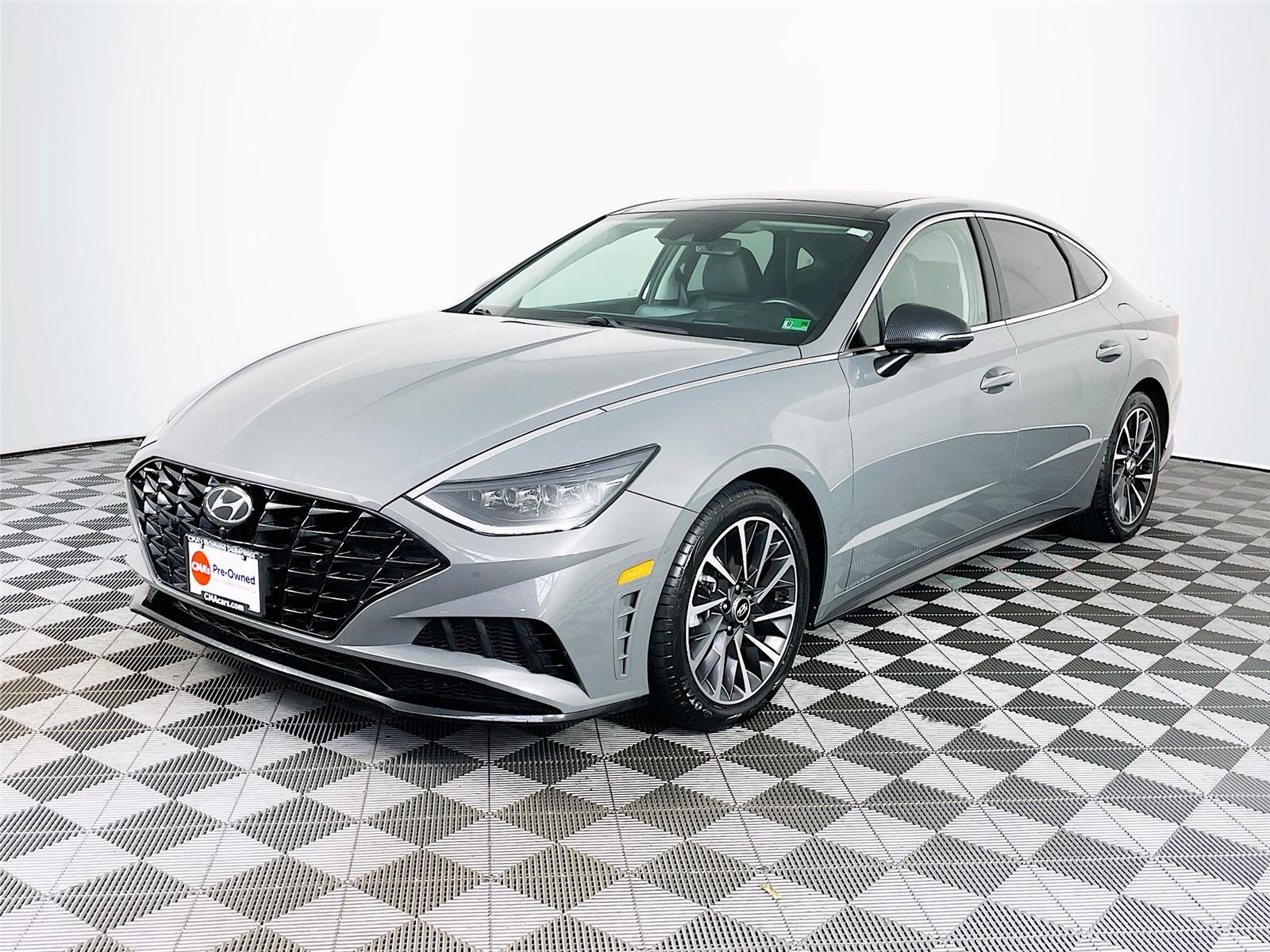 2023 Hyundai Sonata Limited photo 3