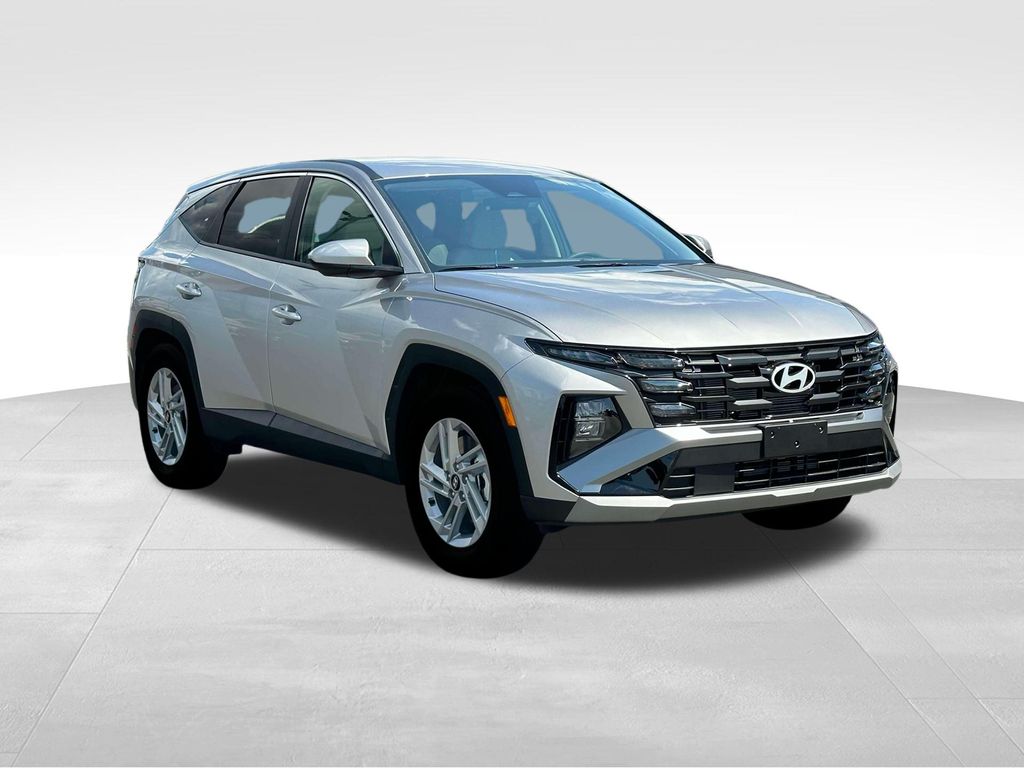 2025 Hyundai Tucson SE photo 11