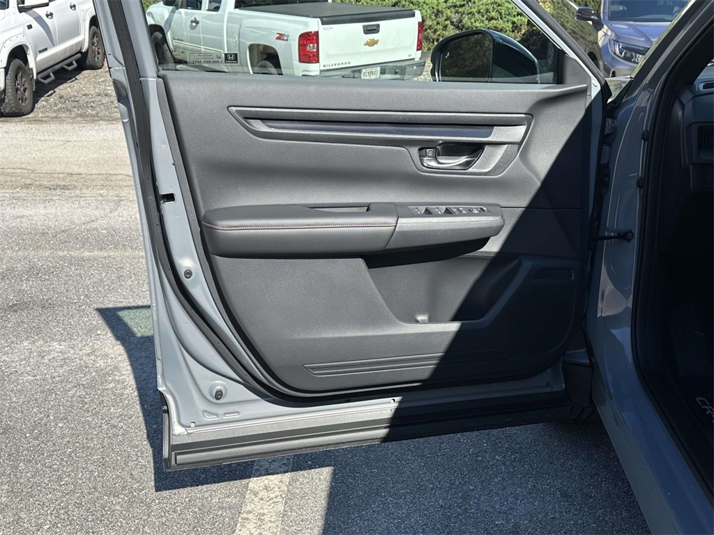 2026 Honda CR-V Hybrid Sport photo 2