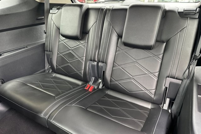 2024 Volkswagen Atlas SE Technology photo 15