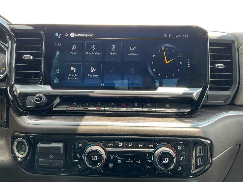 2022 Chevrolet Silverado 1500 LTZ photo 11