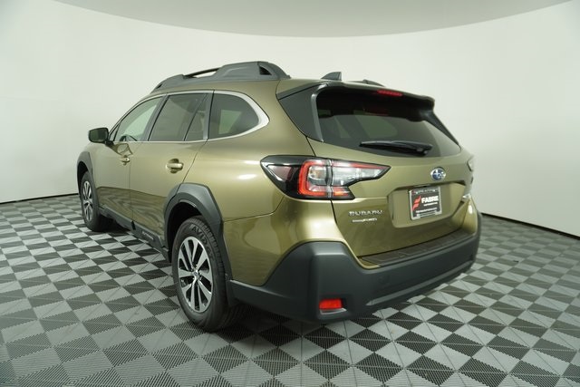 2025 Subaru Outback Premium photo 4