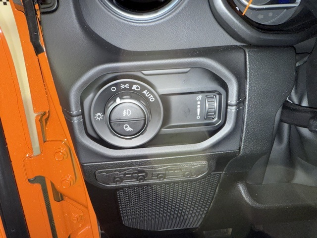 2025 Jeep Gladiator Sport photo 8