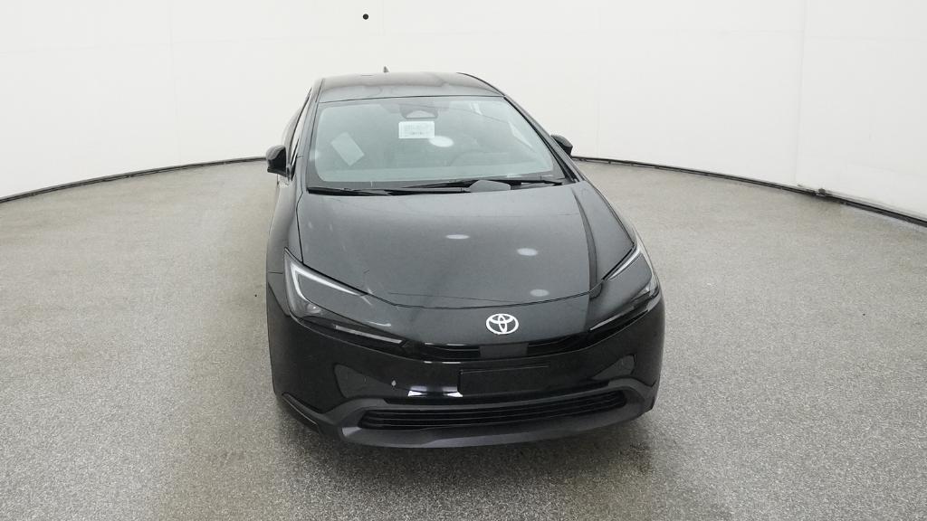 2026 Toyota Prius LE photo 2
