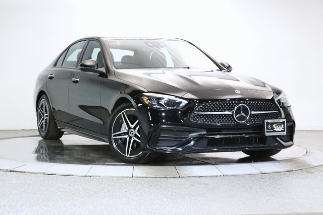 2025 Mercedes-Benz C-Class Sedan C 300's photo