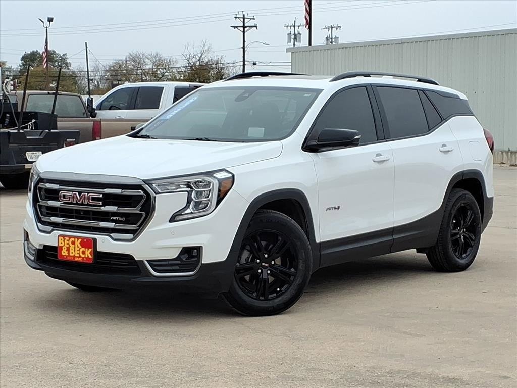 2022 GMC Terrain AT4's photo