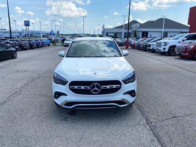 2025 Mercedes Benz GLA 250 4MATIC photo 3