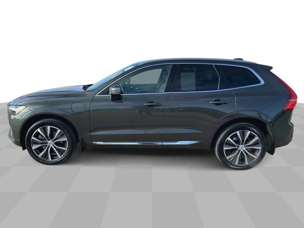 2022 Volvo XC60 Recharge Hybrid T8 Inscription Expression photo 5