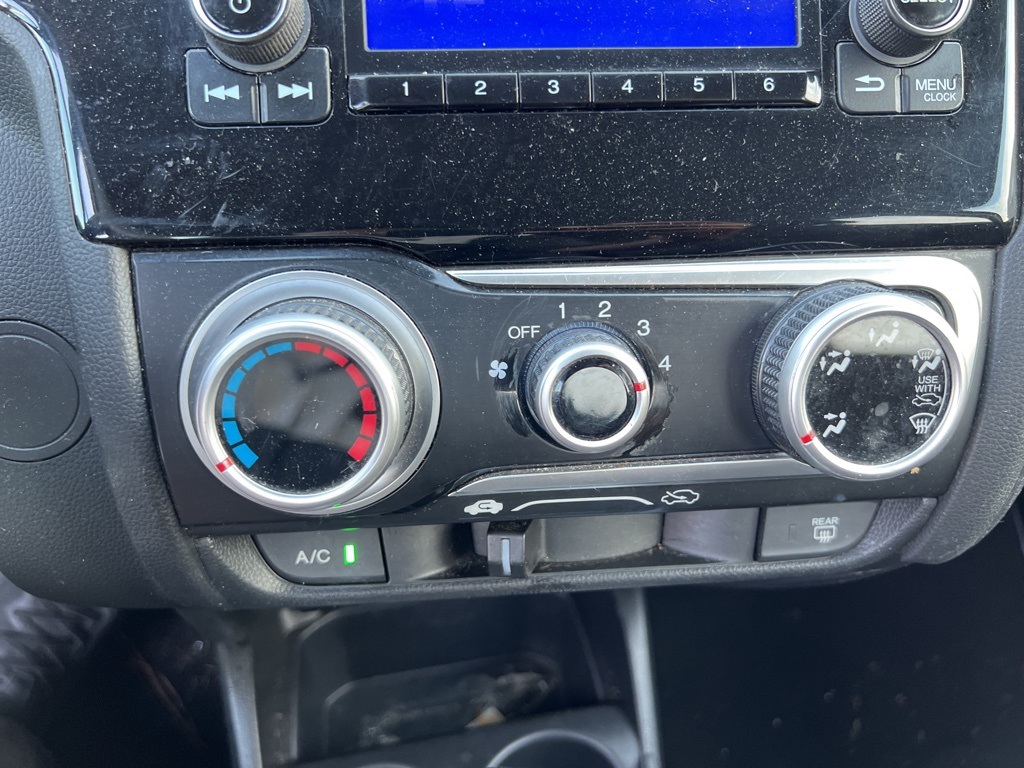 2015 Honda Fit LX photo 18