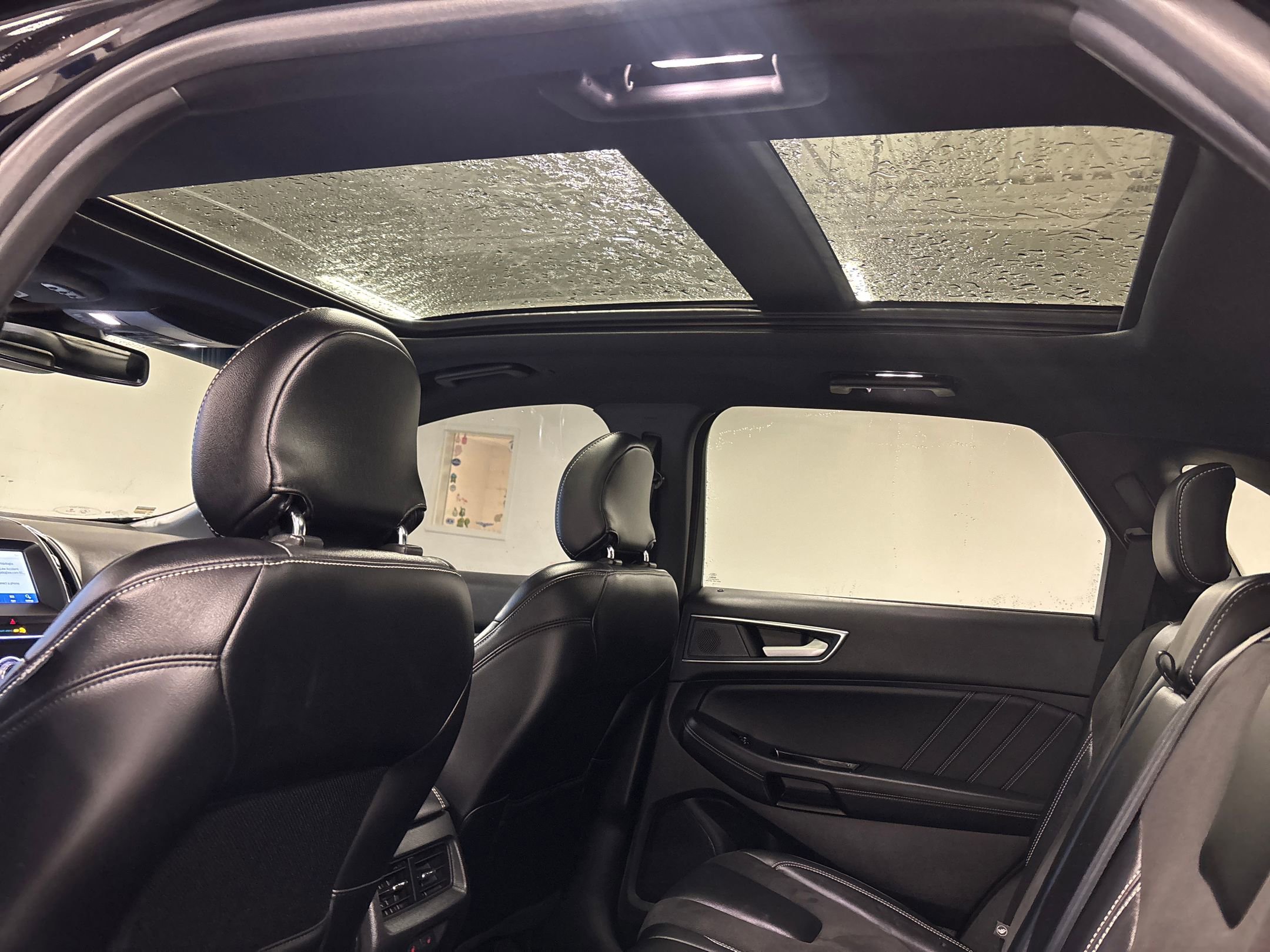 2019 Ford Edge ST photo 13